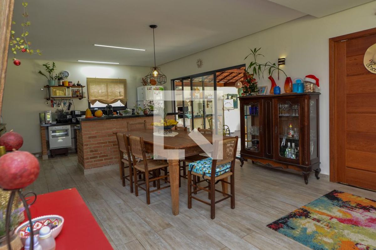 Casa, 5 quartos, 300 m² - Foto 6