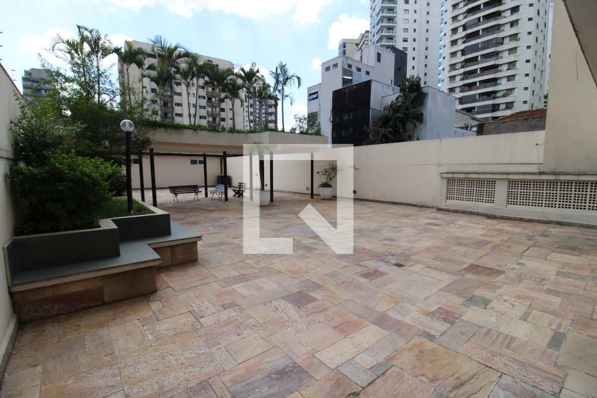 Apartamento, 3 quartos, 135 m² - Foto 113