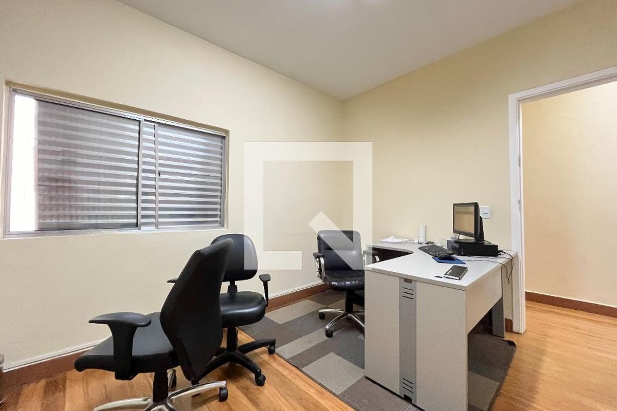 Casa, 3 quartos, 270 m² - Foto 22