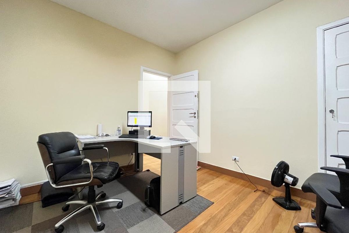 Casa, 3 quartos, 270 m² - Foto 23