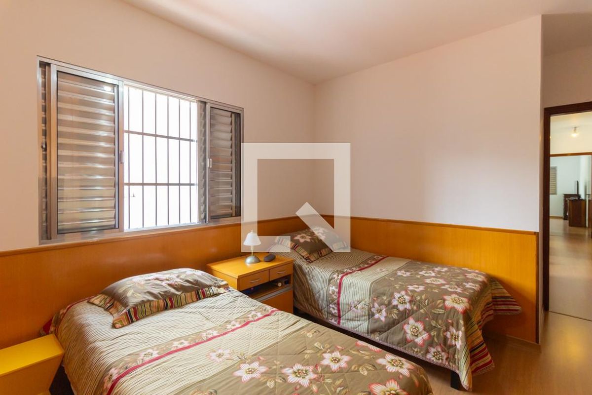 Casa, 4 quartos, 193 m² - Foto 24