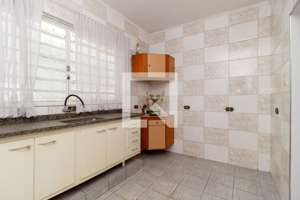 Casa, 4 quartos, 200 m² - Foto 48