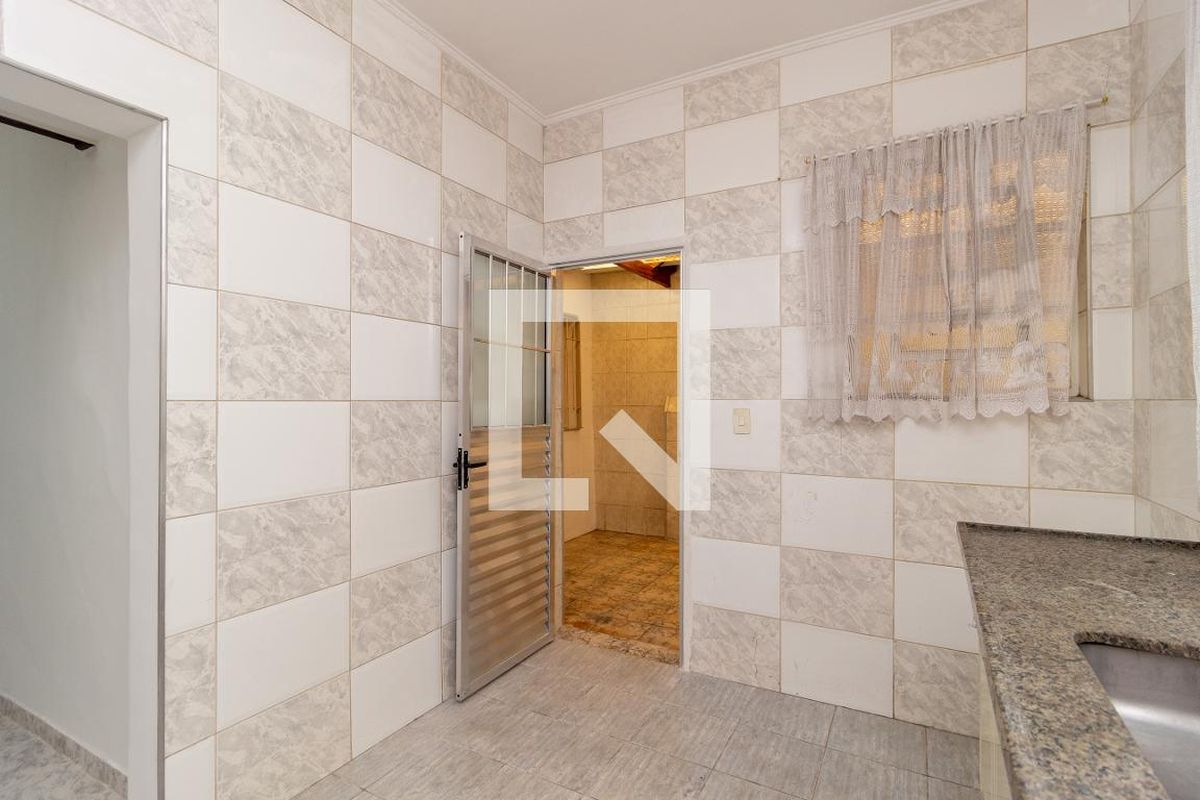Casa, 4 quartos, 200 m² - Foto 44