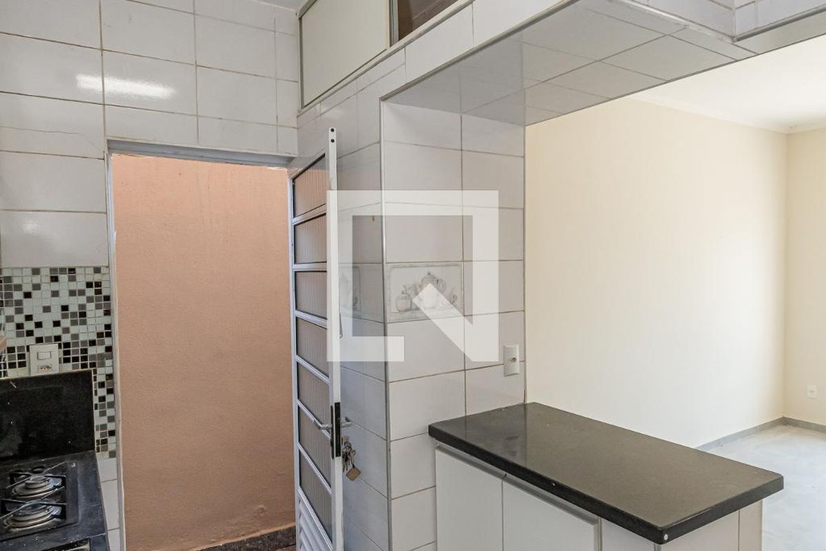 Casa à Venda - Jardim Flamboyant, 3 Quartos,  230 m2 em , Campinas - sp | SoloBR