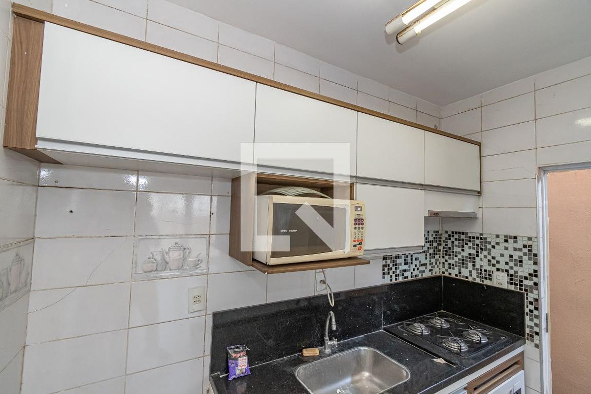 Casa à Venda - Jardim Flamboyant, 3 Quartos,  230 m2 em , Campinas - sp | SoloBR