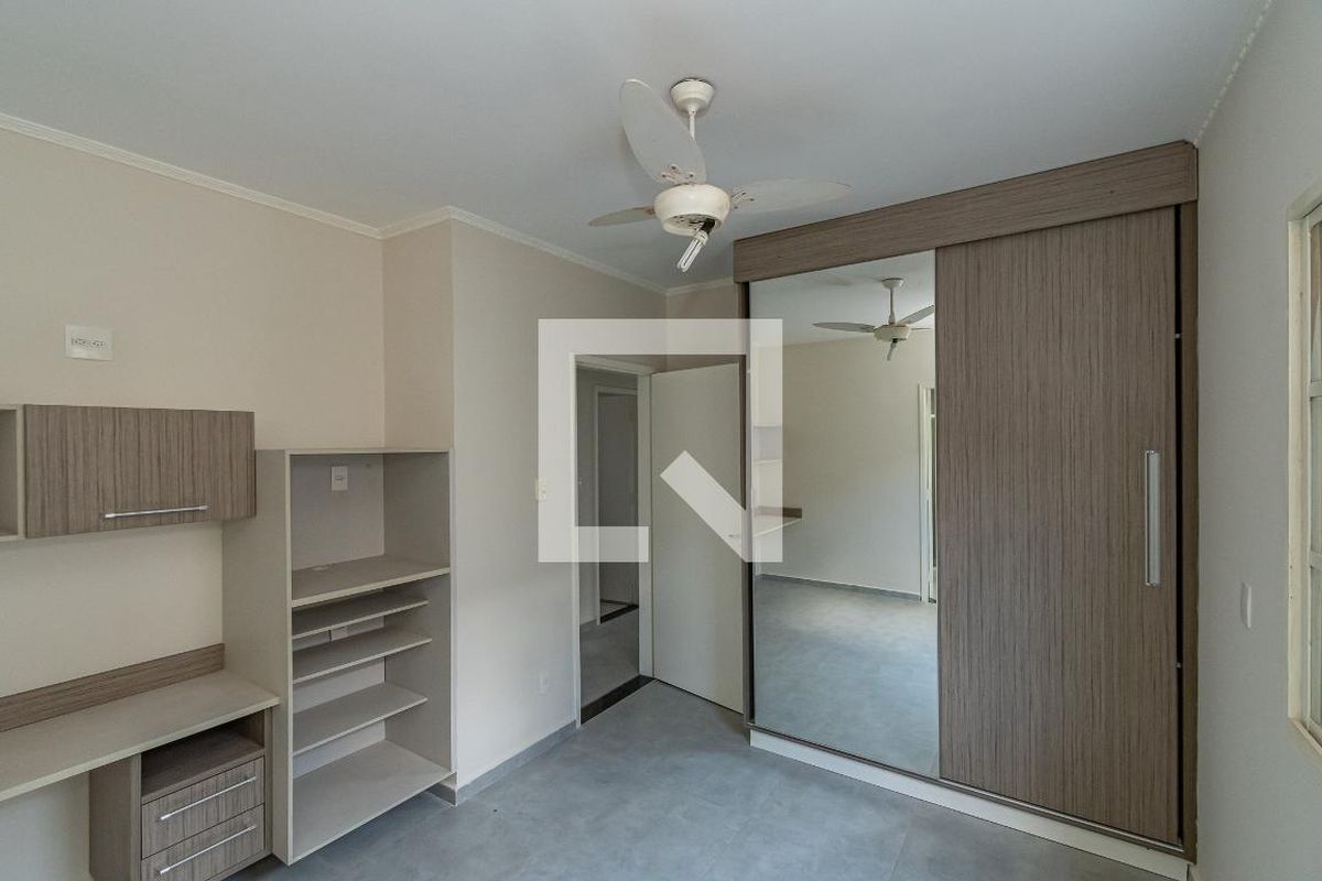 Casa à Venda - Jardim Flamboyant, 3 Quartos,  230 m2 em , Campinas - sp | SoloBR