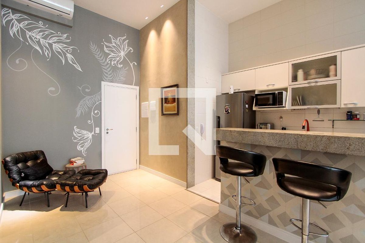 Apartamento, 2 quartos, 77 m² - Foto 2