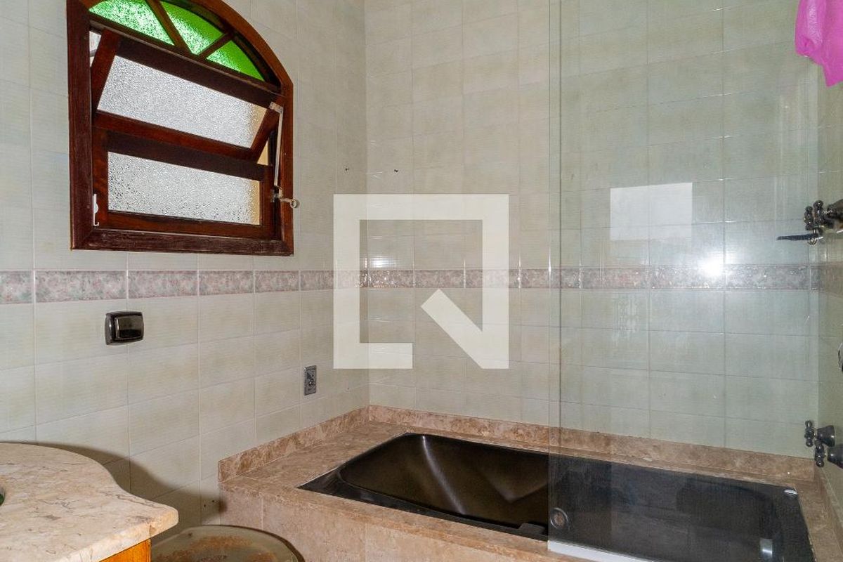 Casa, 3 quartos, 200 m² - Foto 56