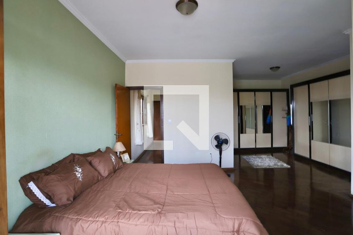 Casa, 6 quartos, 300 m² - Foto 28