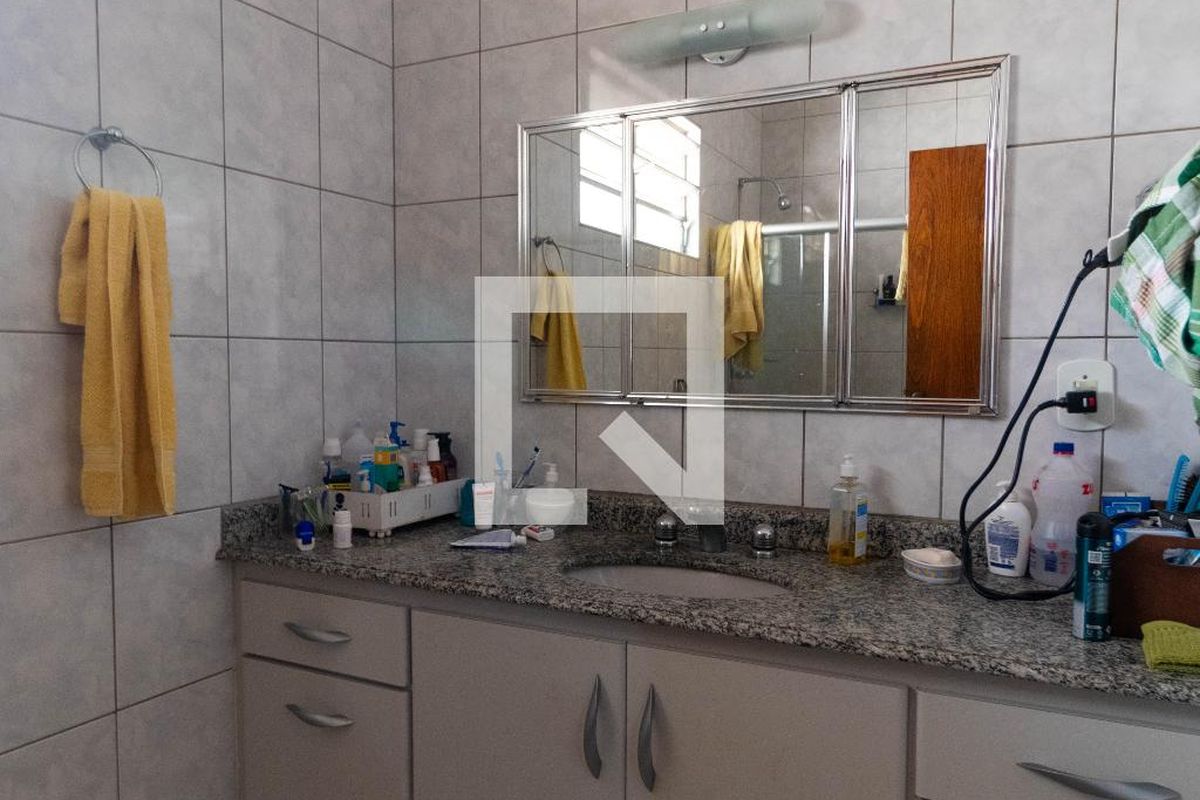 Casa à Venda - Cambuí, 4 Quartos,  340 m2 em , Campinas - sp | SoloBR