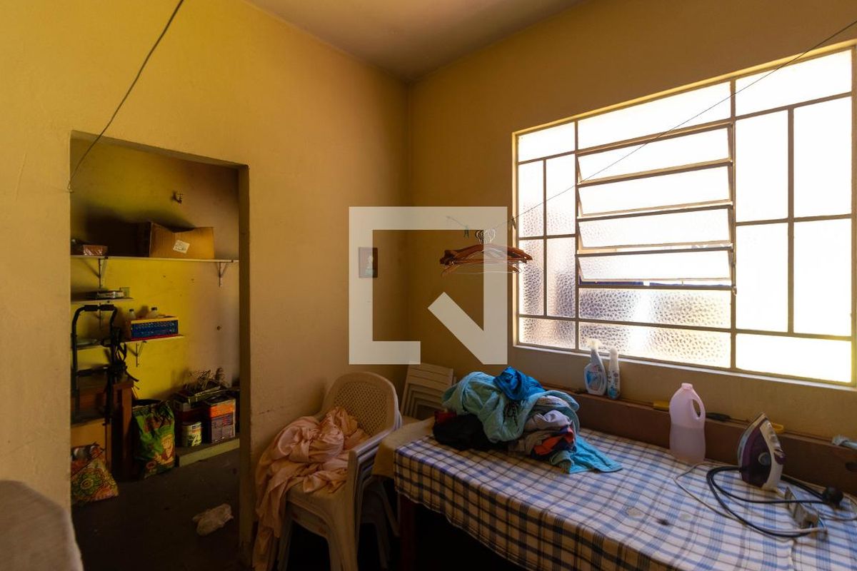 Casa à Venda - Cambuí, 4 Quartos,  340 m2 em , Campinas - sp | SoloBR