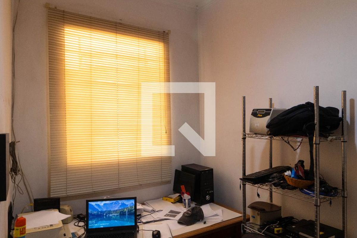 Casa à Venda - Cambuí, 4 Quartos,  340 m2 em , Campinas - sp | SoloBR