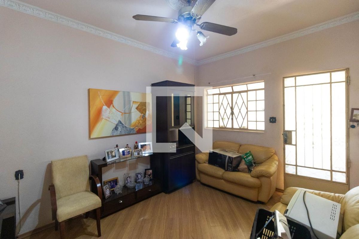 Casa à Venda - Cambuí, 4 Quartos,  340 m2 em , Campinas - sp | SoloBR