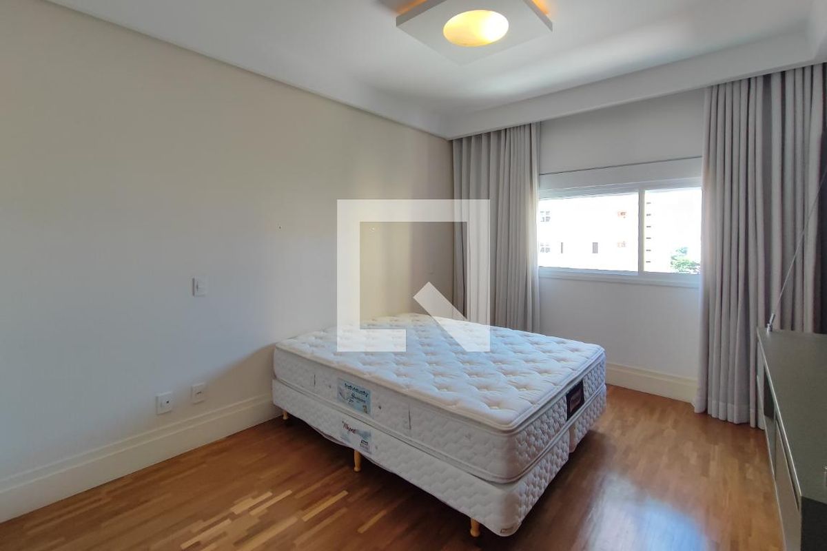 Apartamento à Venda - Cambuí, 2 Quartos,  151 m2 em , Campinas - sp | SoloBR