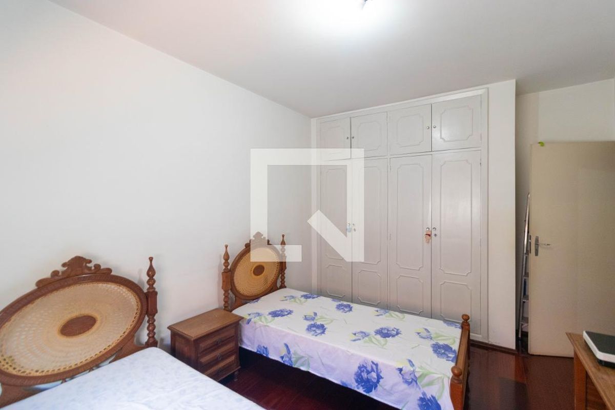 Casa à Venda - Jardim Flamboyant, 4 Quartos,  225 m2 em , Campinas - sp | SoloBR