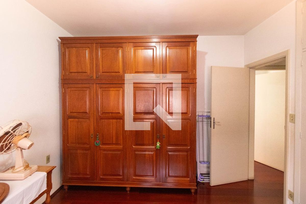 Casa à Venda - Jardim Flamboyant, 4 Quartos,  225 m2 em , Campinas - sp | SoloBR
