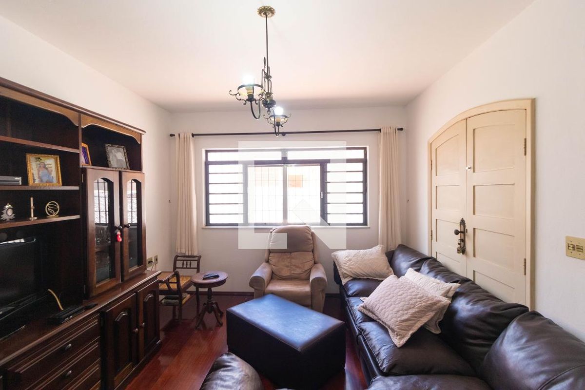 Casa à Venda - Jardim Flamboyant, 4 Quartos,  225 m2 em , Campinas - sp | SoloBR