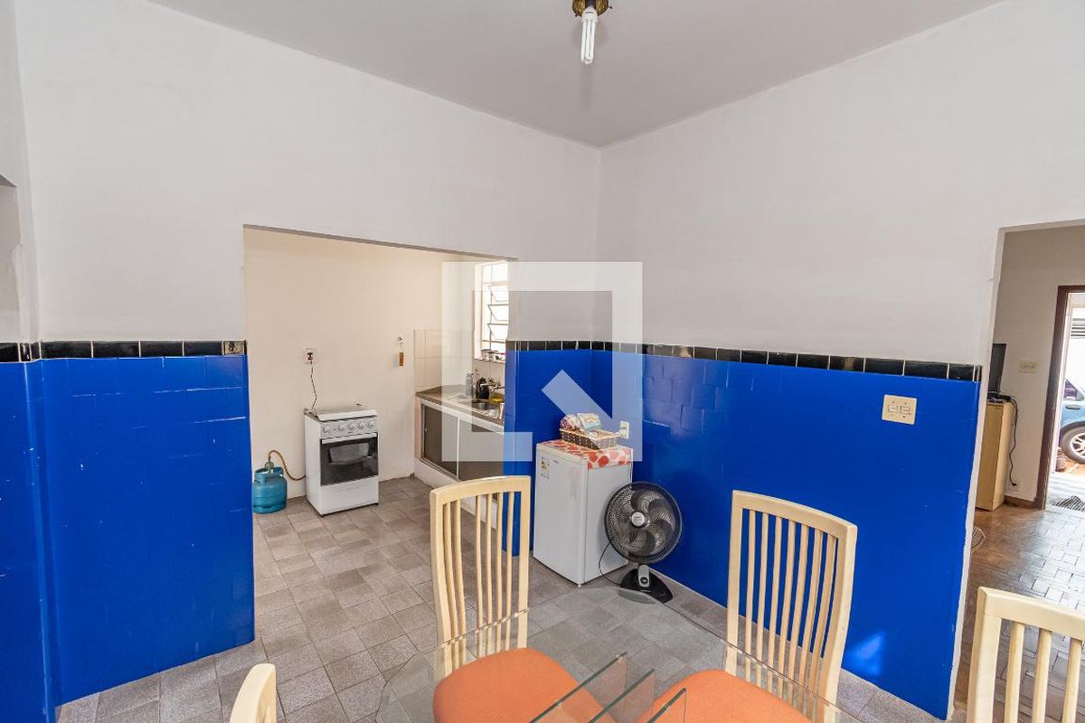Casa à Venda - Taquaral, 2 Quartos,  180 m2 em , Campinas - sp | SoloBR