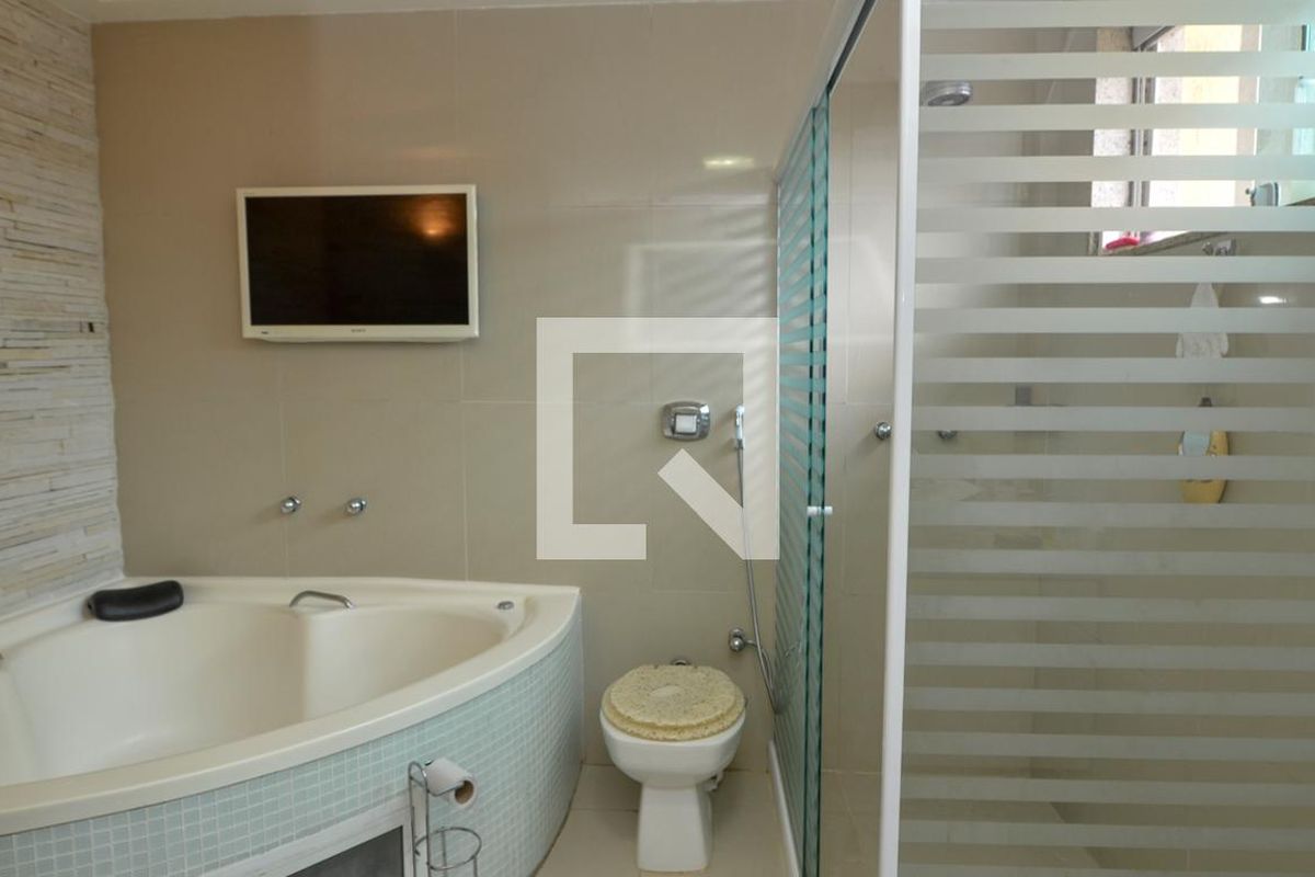 Casa, 4 quartos, 380 m² - Foto 100