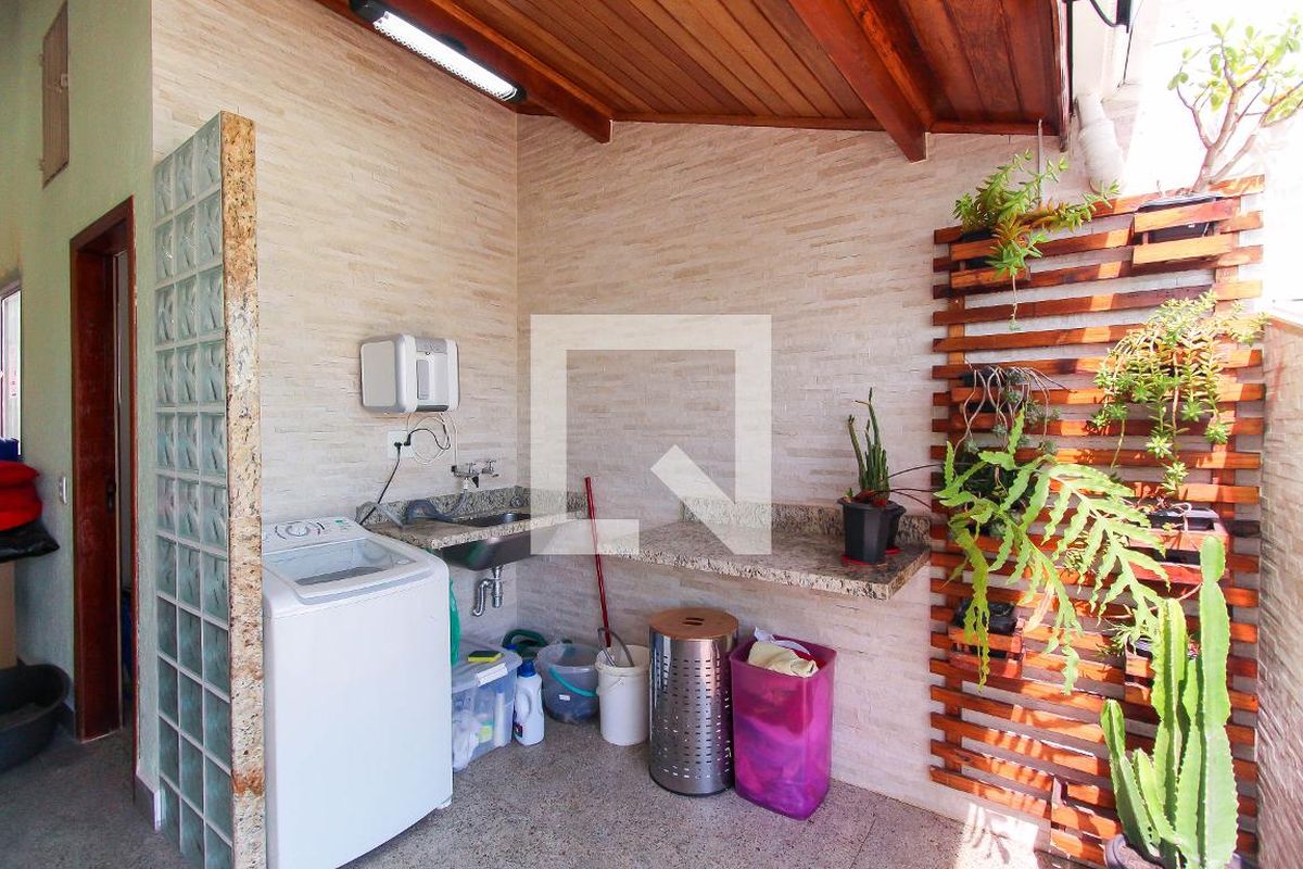 Casa, 3 quartos, 210 m² - Foto 74