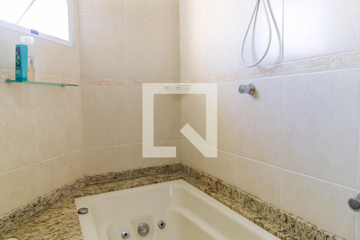 Casa, 3 quartos, 210 m² - Foto 42