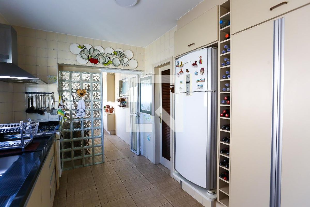 Apartamento, 4 quartos, 225 m² - Foto 120
