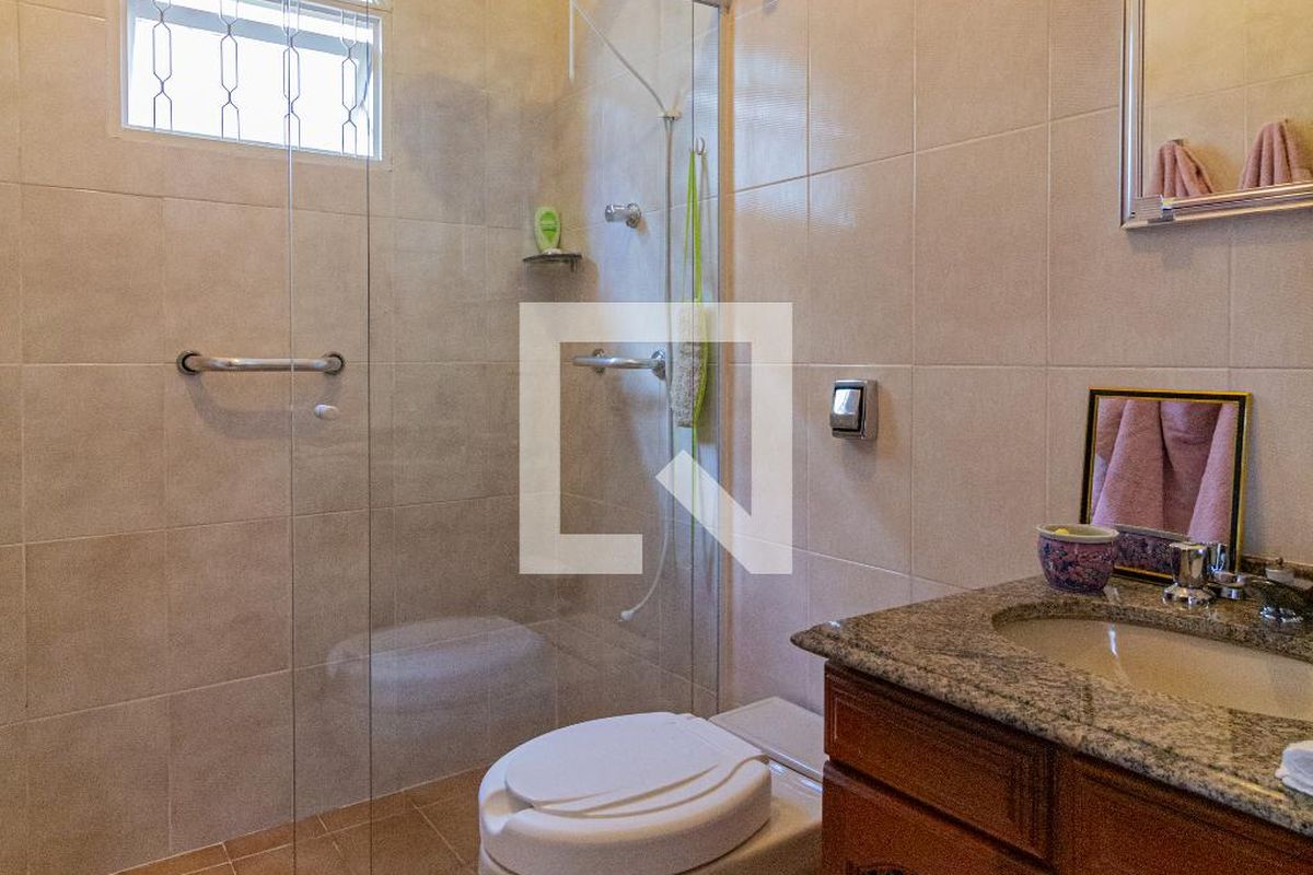 Casa, 3 quartos, 185 m² - Foto 42