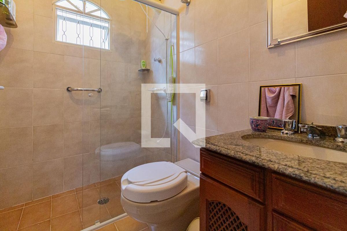 Casa, 3 quartos, 185 m² - Foto 40