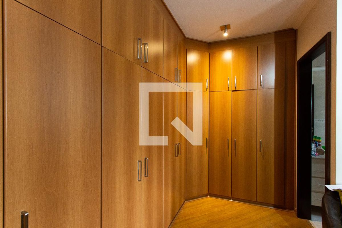 Casa, 3 quartos, 219 m² - Foto 50