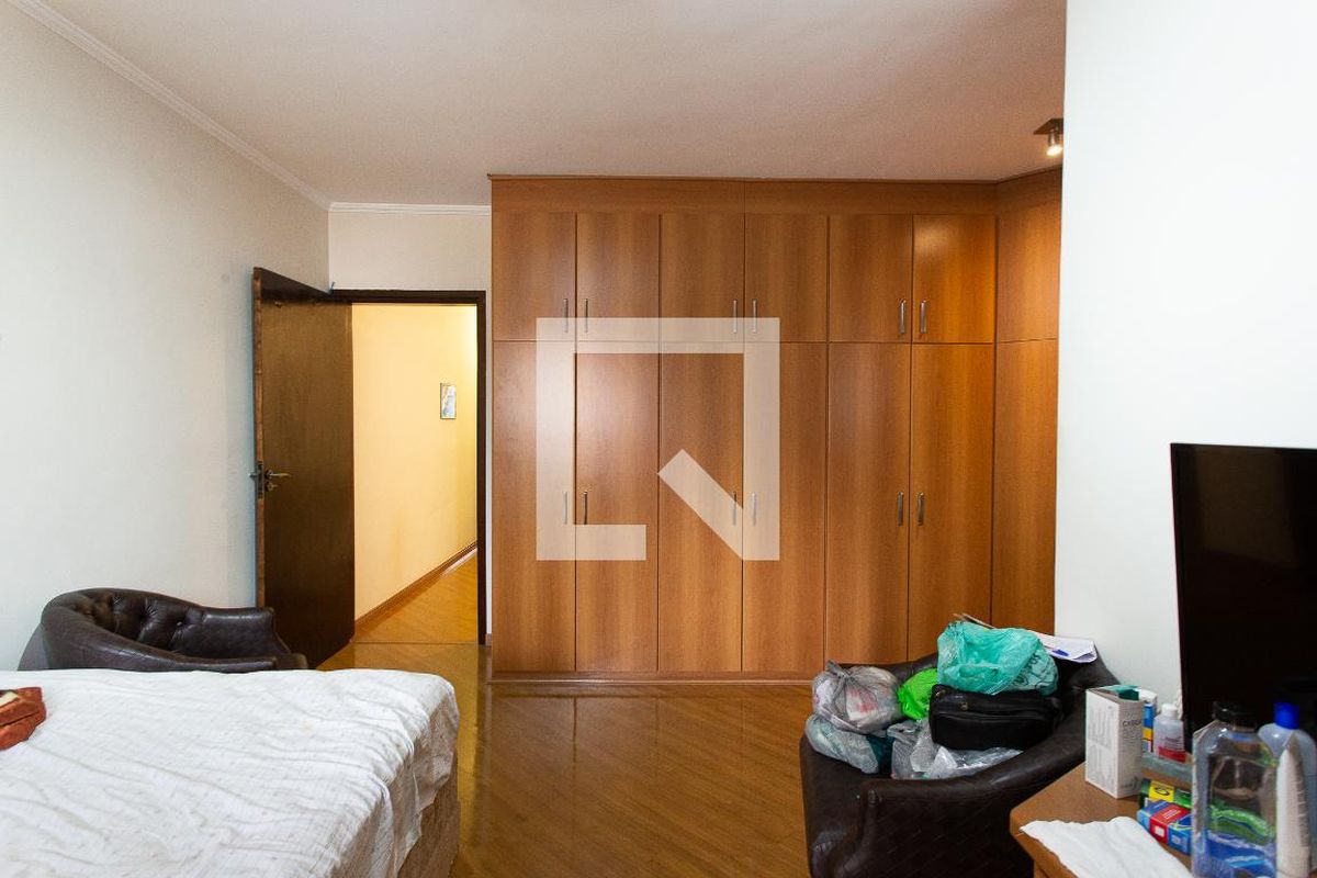Casa, 3 quartos, 219 m² - Foto 48