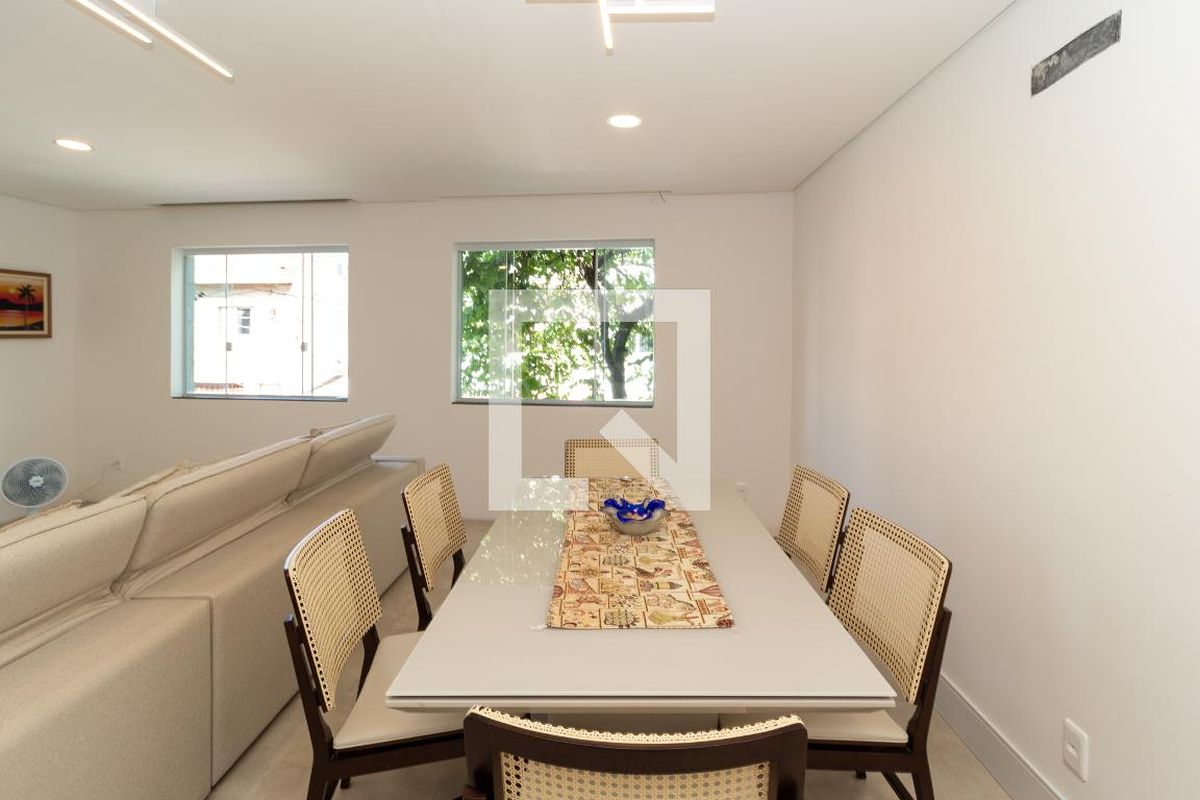 Casa, 2 quartos, 450 m² - Foto 14