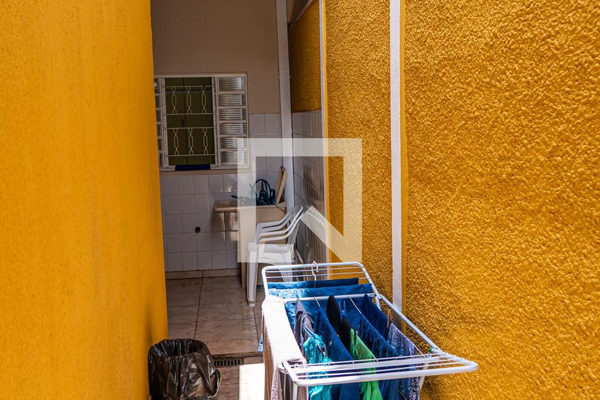 Casa à Venda - Jardim do Lago, 4 Quartos,  232 m2 em , Campinas - sp | SoloBR