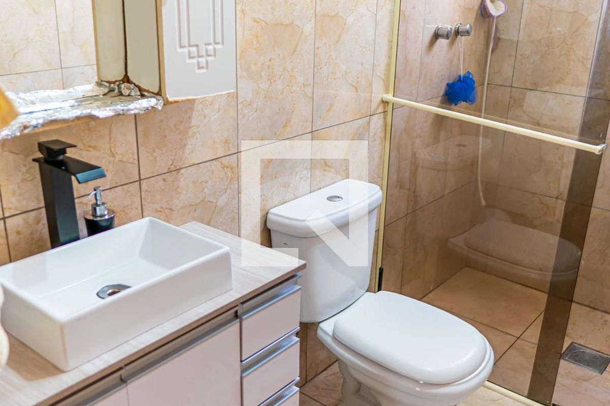 Casa à Venda - Jardim do Lago, 4 Quartos,  232 m2 em , Campinas - sp | SoloBR