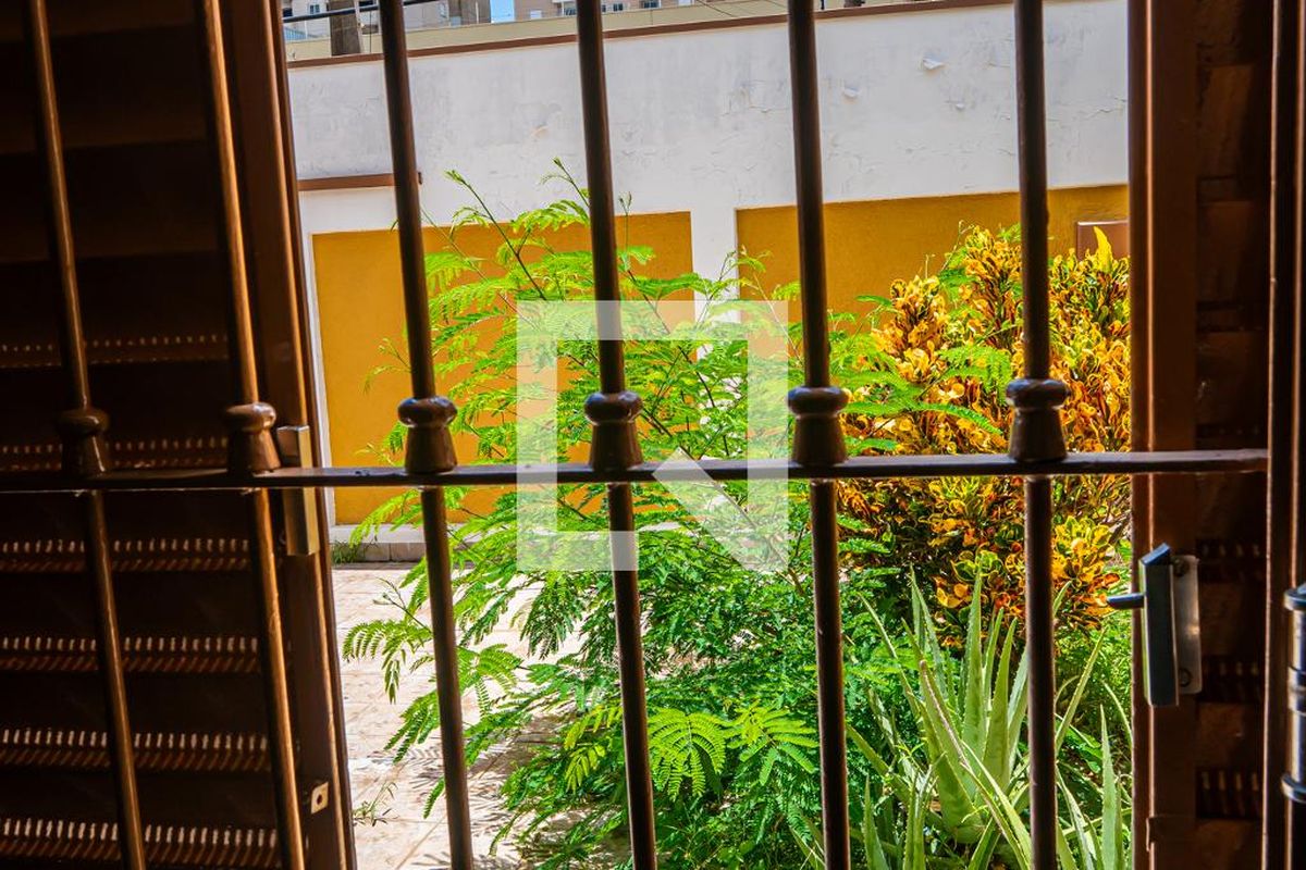 Casa à Venda - Jardim do Lago, 4 Quartos,  232 m2 em , Campinas - sp | SoloBR