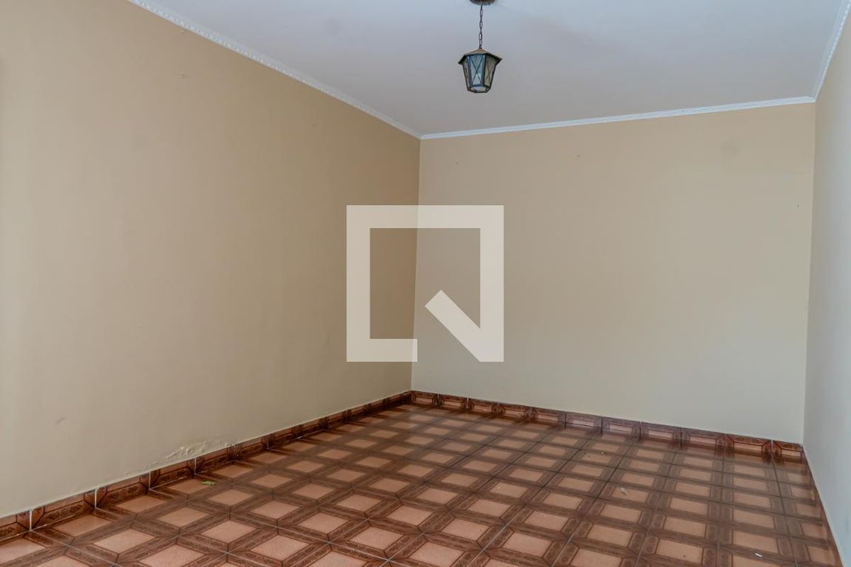 Casa à Venda - Jardim do Lago, 4 Quartos,  232 m2 em , Campinas - sp | SoloBR