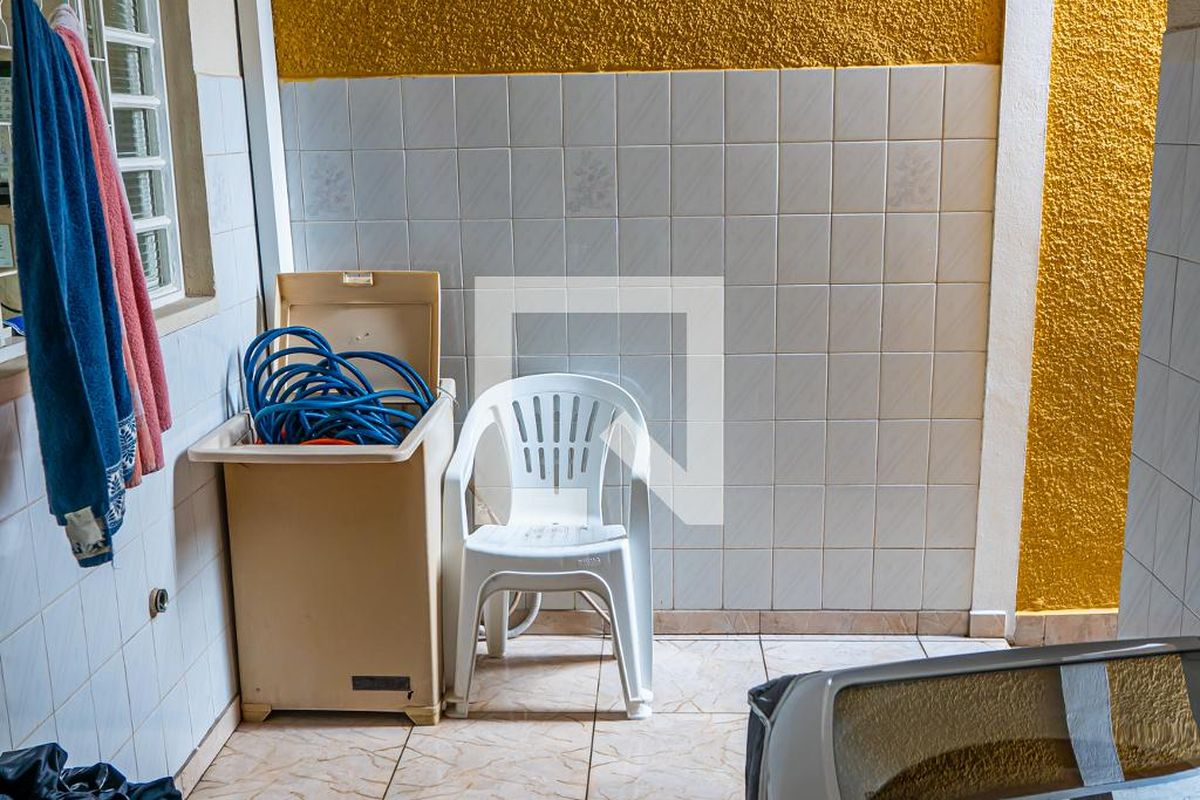 Casa à Venda - Jardim do Lago, 4 Quartos,  232 m2 em , Campinas - sp | SoloBR