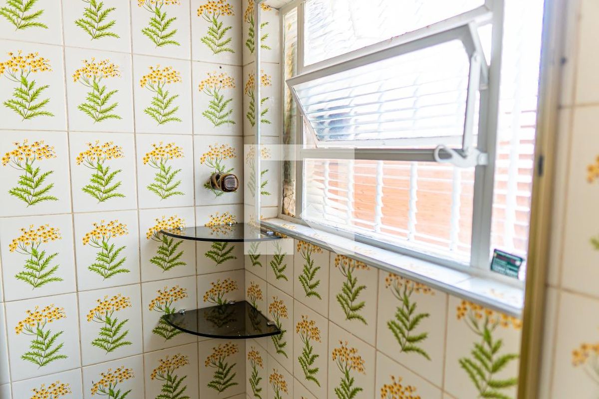 Casa à Venda - Jardim do Lago, 4 Quartos,  232 m2 em , Campinas - sp | SoloBR