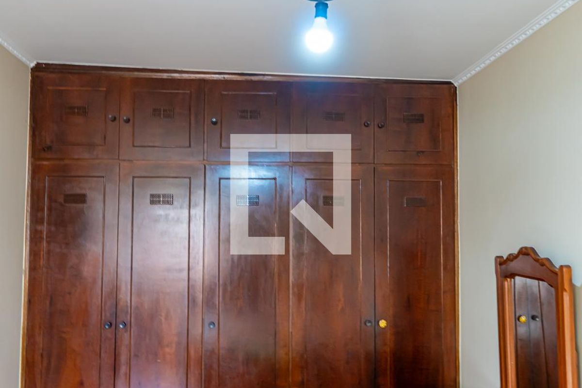 Casa à Venda - Jardim do Lago, 4 Quartos,  232 m2 em , Campinas - sp | SoloBR