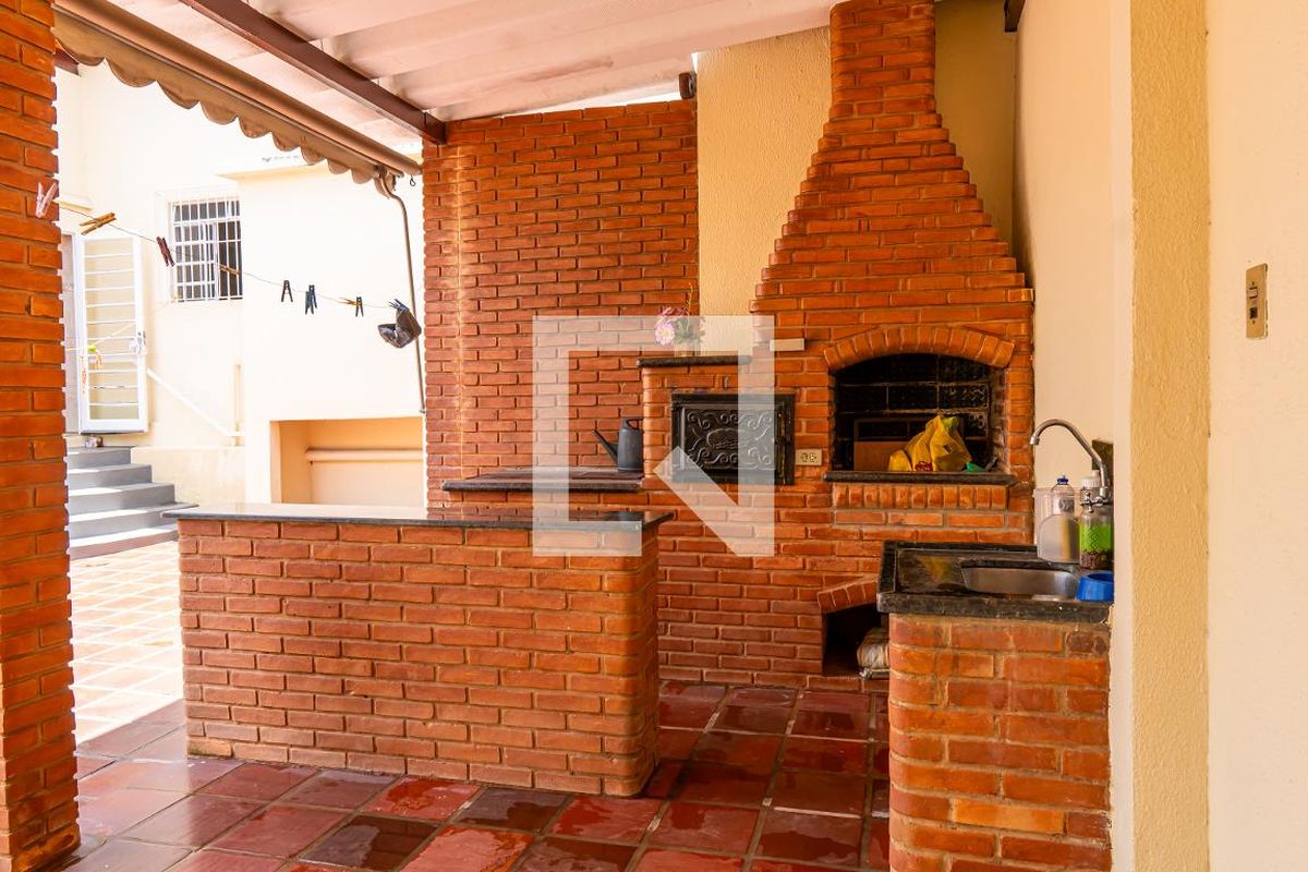 Casa à Venda - Jardim do Lago, 4 Quartos,  232 m2 em , Campinas - sp | SoloBR