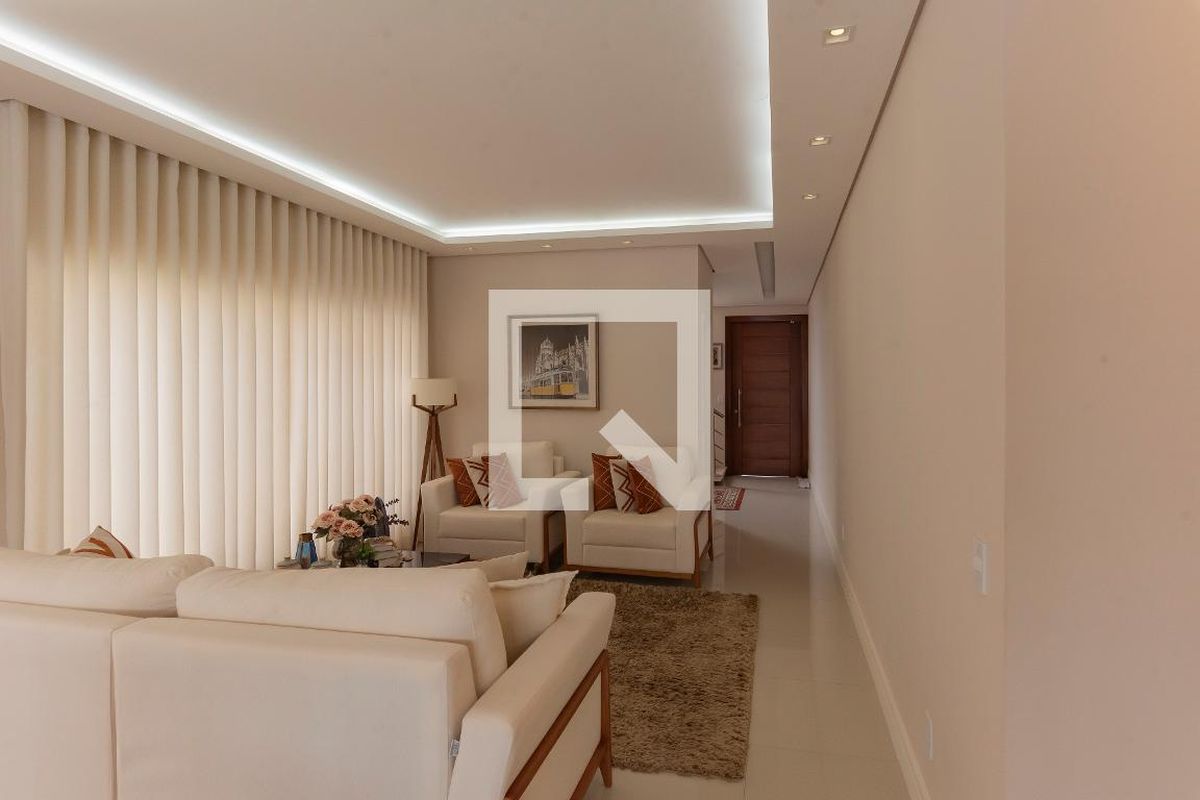 Casa à Venda - Swiss Park, 3 Quartos,  296 m2 em , Campinas - sp | SoloBR