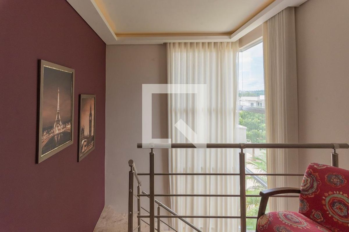 Casa à Venda - Swiss Park, 3 Quartos,  296 m2 em , Campinas - sp | SoloBR
