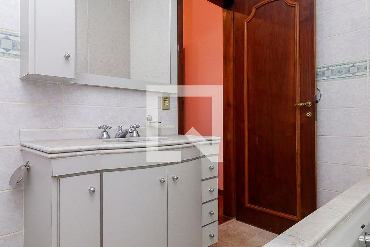 Casa, 6 quartos, 300 m² - Foto 21