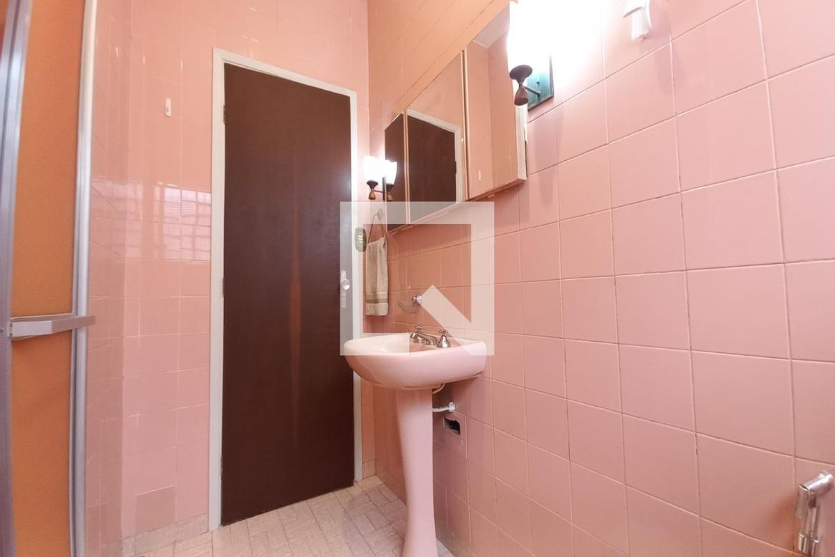 Casa à Venda - Parque Prado, 3 Quartos,  160 m2 em , Campinas - sp | SoloBR