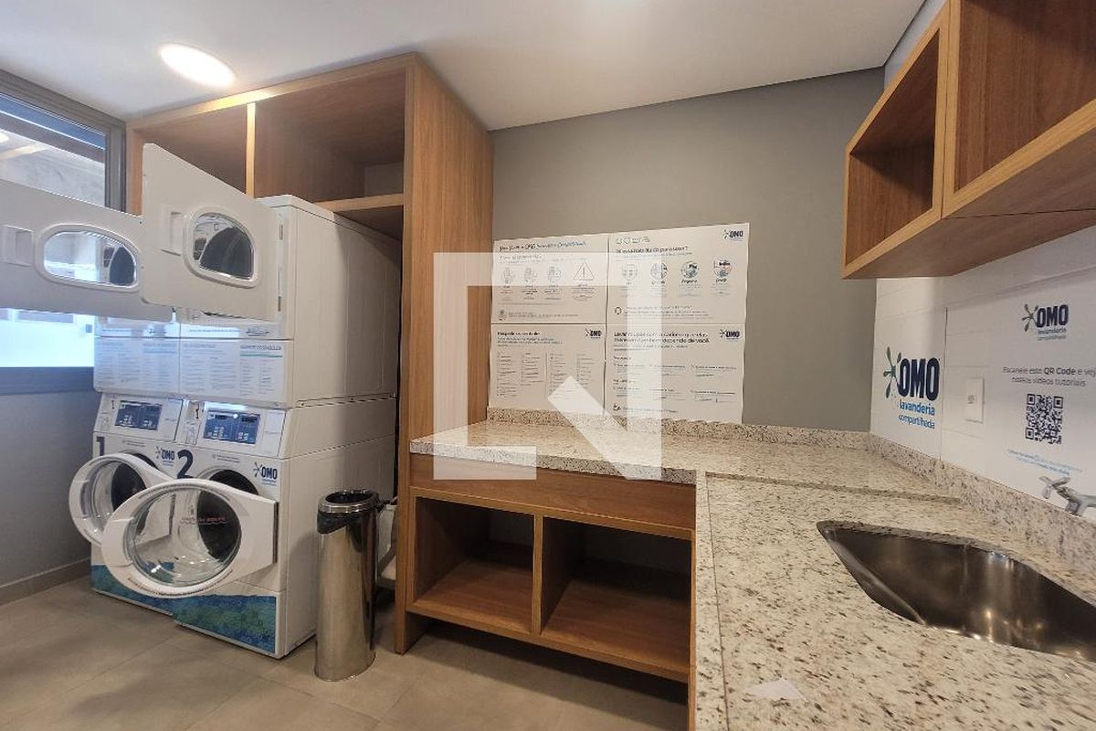 Apartamento à Venda - Cambuí, 1 Quarto,  40 m2 em , Campinas - sp | SoloBR