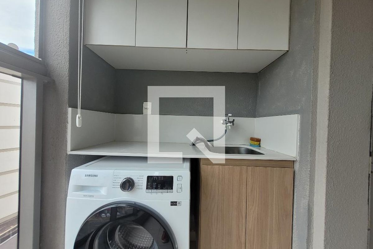 Apartamento à Venda - Cambuí, 1 Quarto,  40 m2 em , Campinas - sp | SoloBR