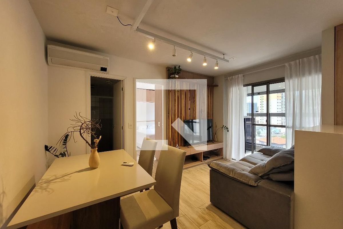 Apartamento à Venda - Cambuí, 1 Quarto,  40 m2 em , Campinas - sp | SoloBR