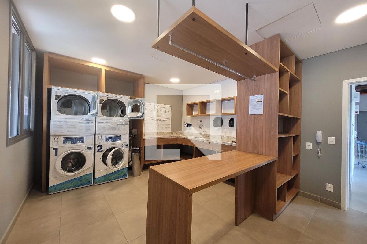 Apartamento à Venda - Cambuí, 1 Quarto,  40 m2 em , Campinas - sp | SoloBR