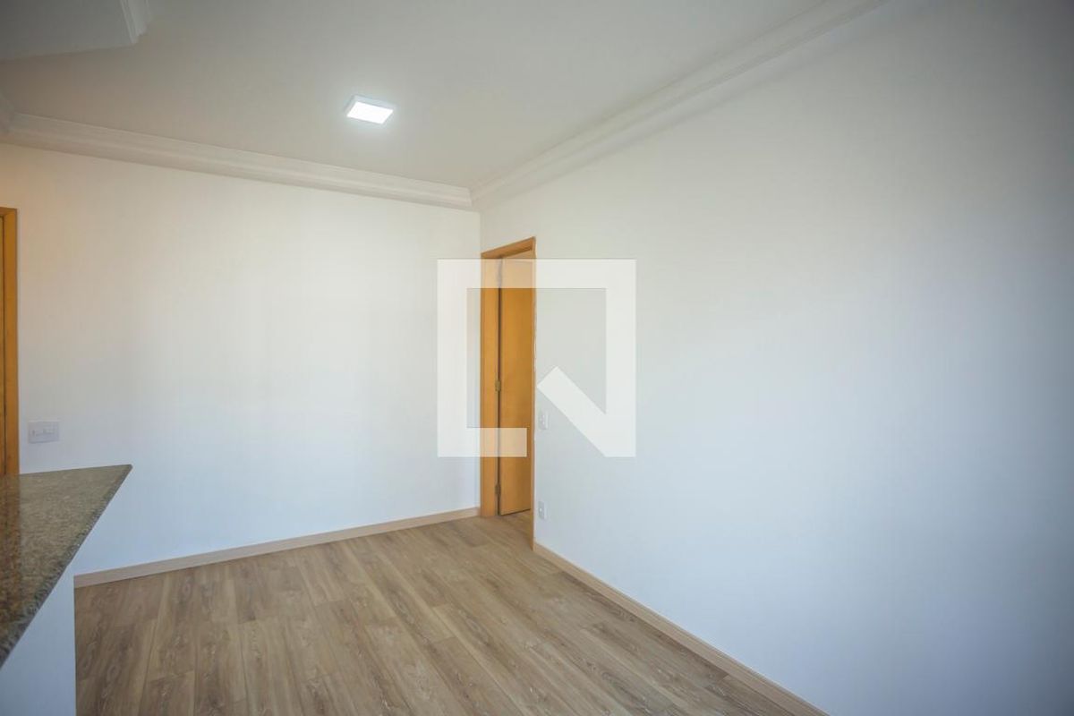Apartamento, 1 quarto, 37 m² - Foto 3