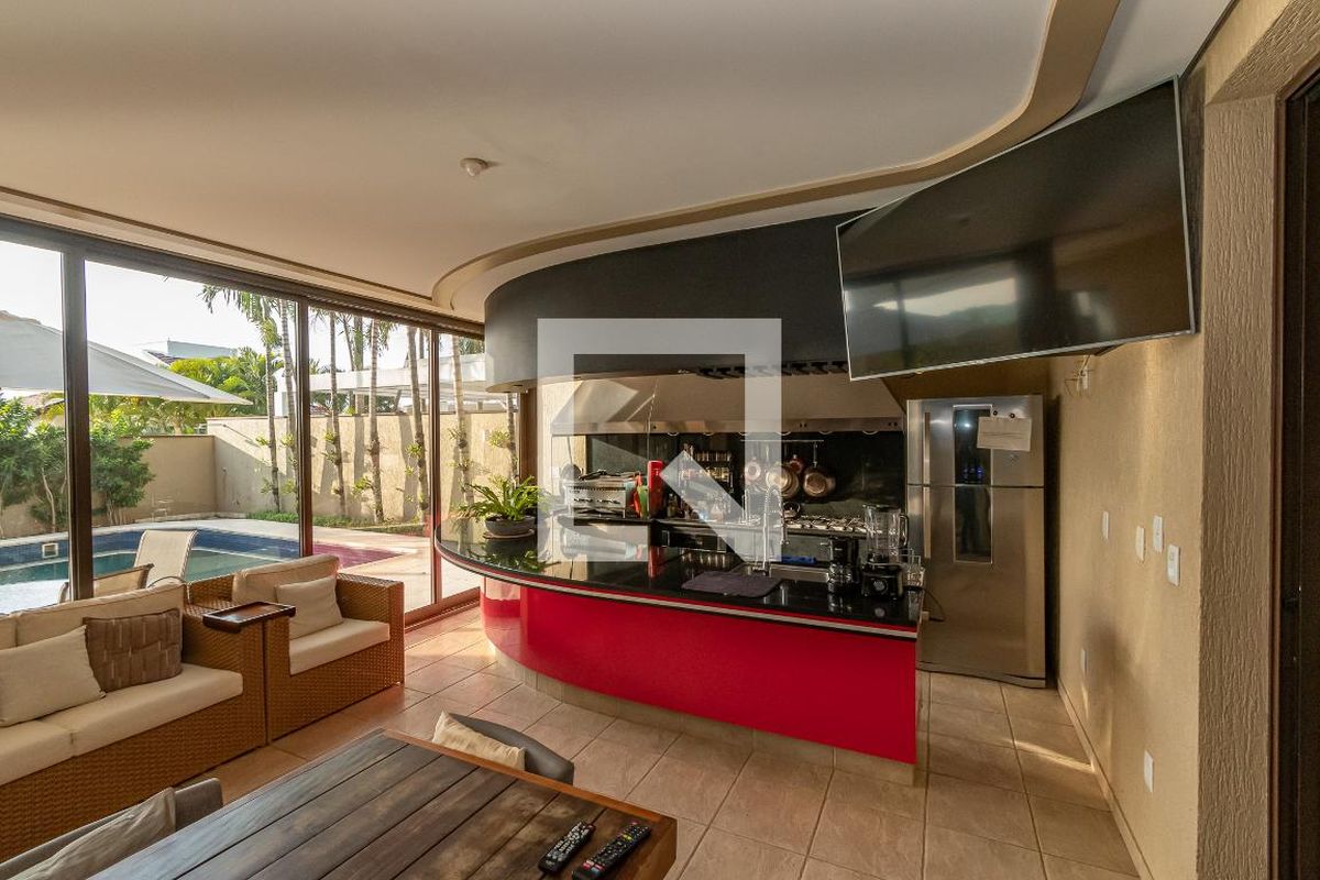 Casa à Venda - Lot. Alphaville Campinas , 4 Quartos,  520 m2 em , Campinas - sp | SoloBR