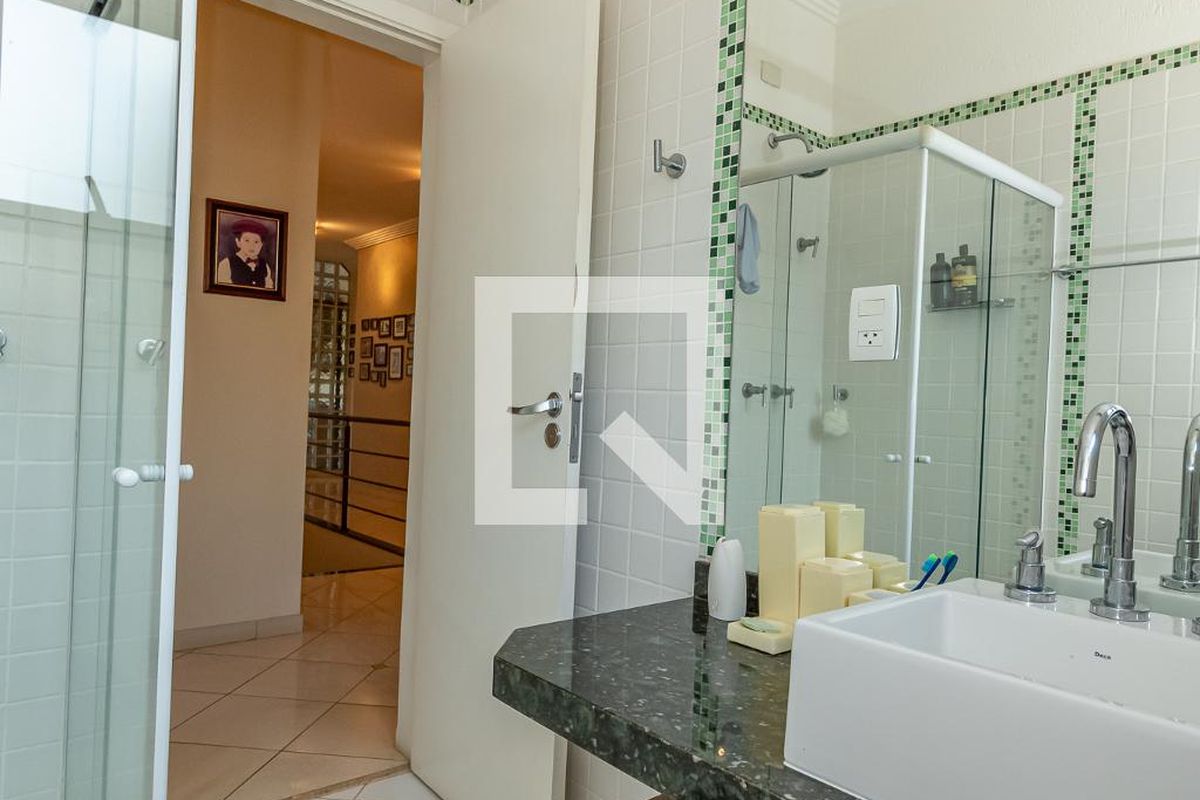Casa à Venda - Lot. Alphaville Campinas , 4 Quartos,  520 m2 em , Campinas - sp | SoloBR